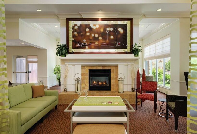 בית מלון כפרי Hilton Garden Inn Harrisburg East