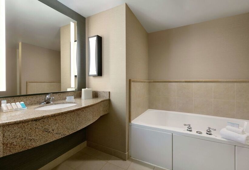 בית מלון כפרי Hilton Garden Inn Harrisburg East