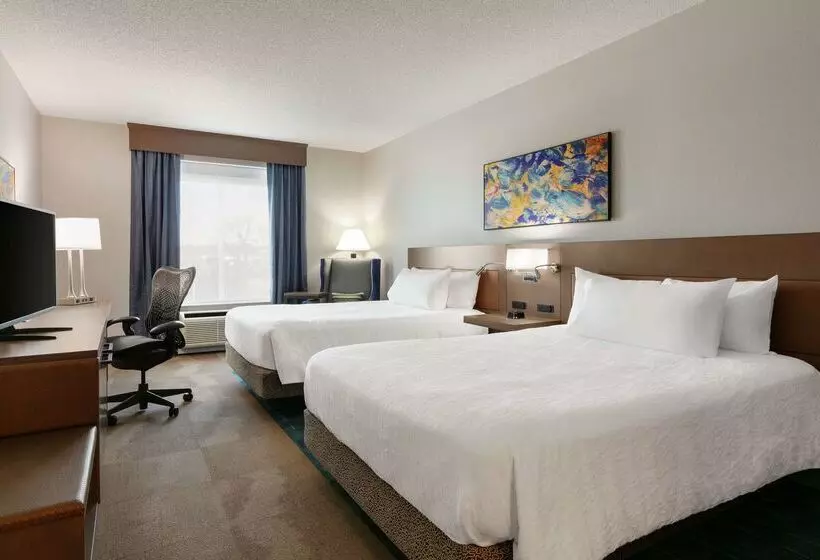 هتل Hilton Garden Inn Harrisburg East