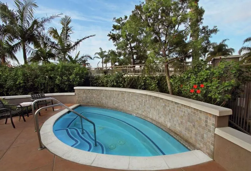 هتل Hilton Garden Inn Oxnard/camarillo