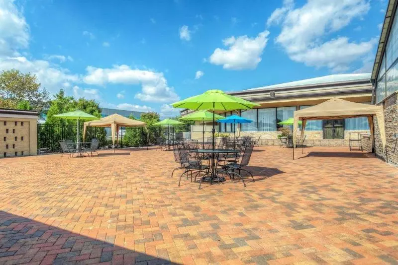 هتل Holiday Inn St. Louis Airport West Earth City, An Ihg