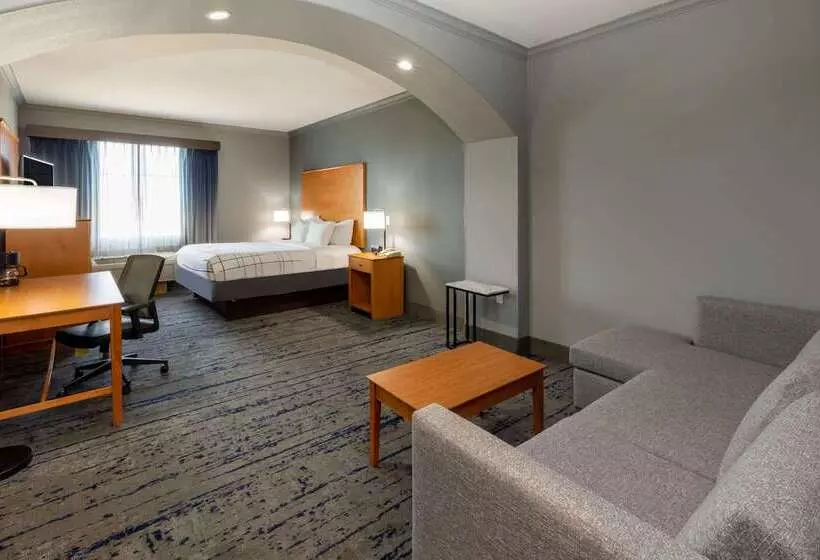 酒店 La Quinta By Wyndham Bridgeport