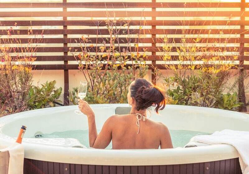 هتل Mercure Olbia