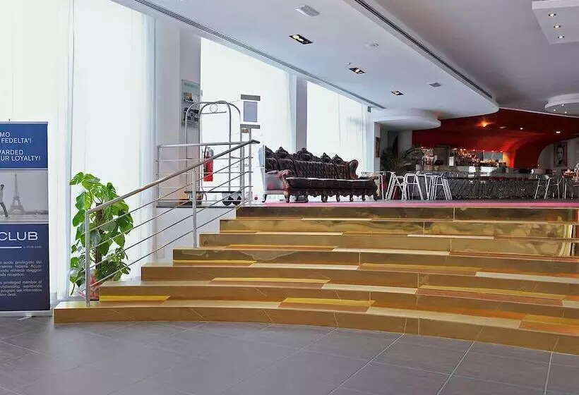 هتل Mercure Olbia