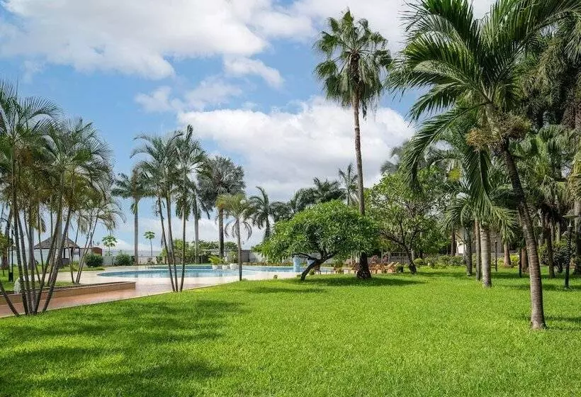 Delta Hotels By Marriott Dar Es Salaam