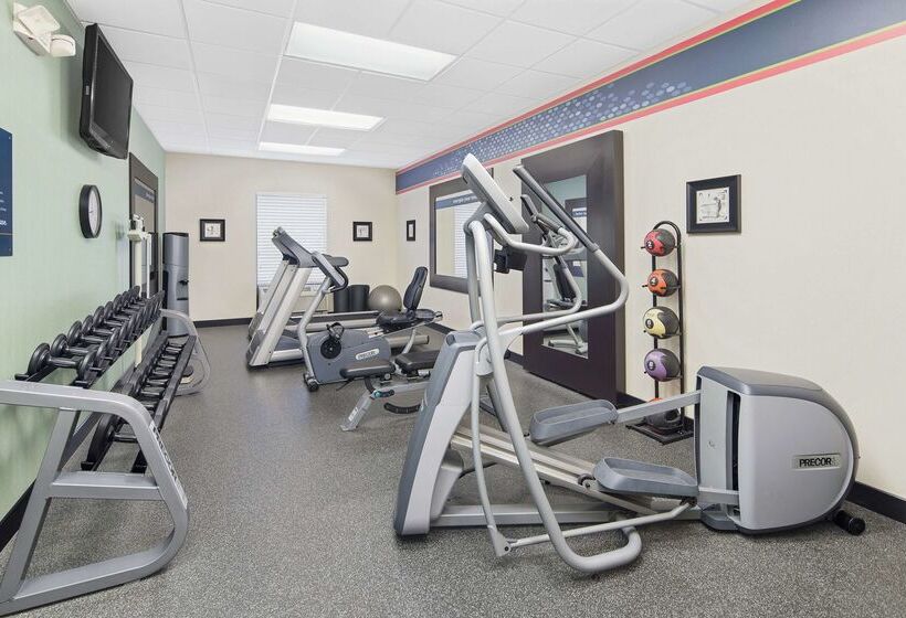 Hampton Inn & Suites Savannahairport