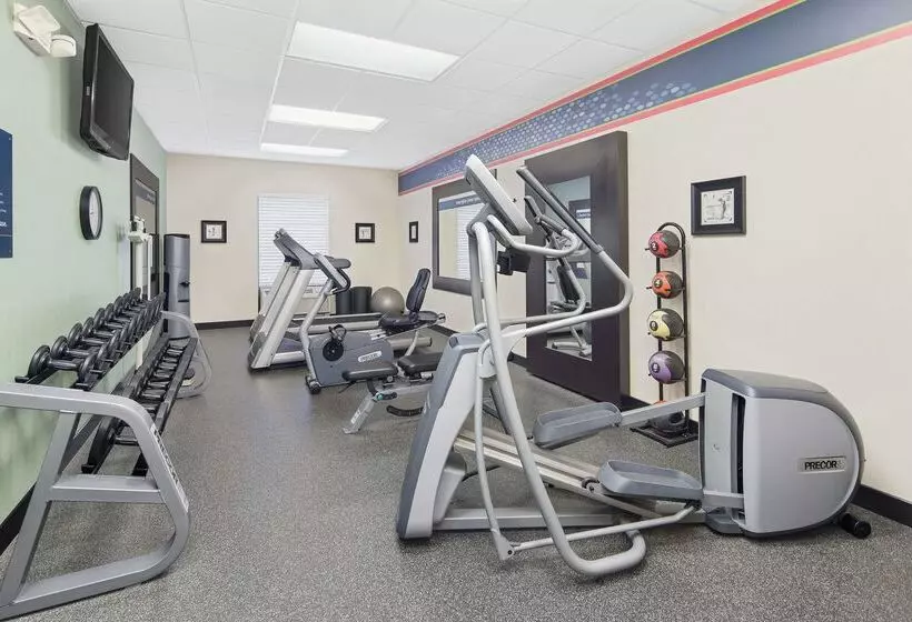 Hampton Inn & Suites Savannahairport