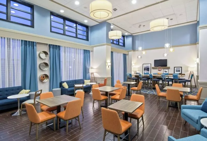 Hampton Inn & Suites Spokane Valley