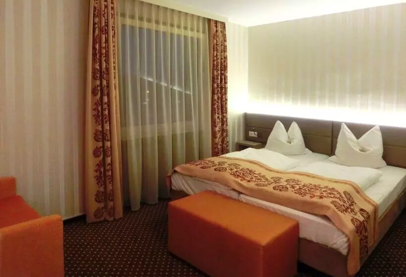 Отель Alte Post