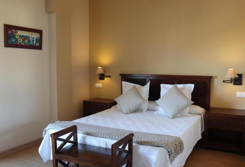 فندق Balcón De San Bartolo