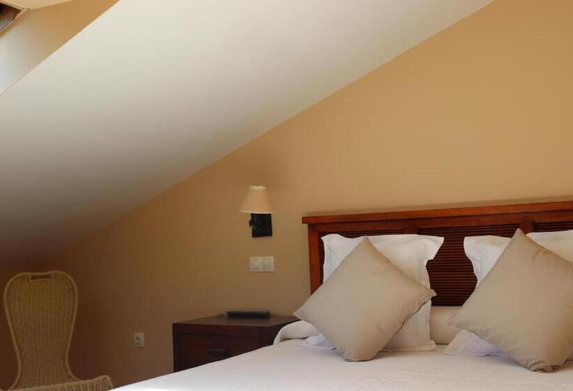 فندق Balcón De San Bartolo