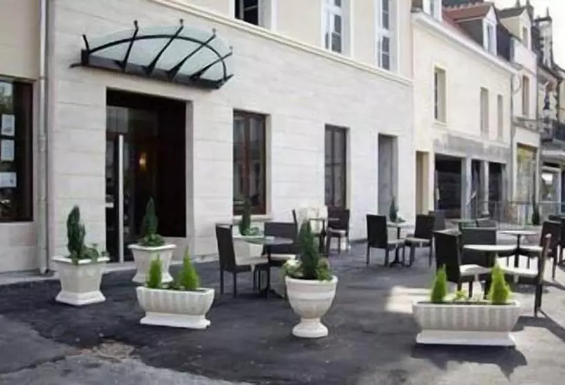 Отель De France