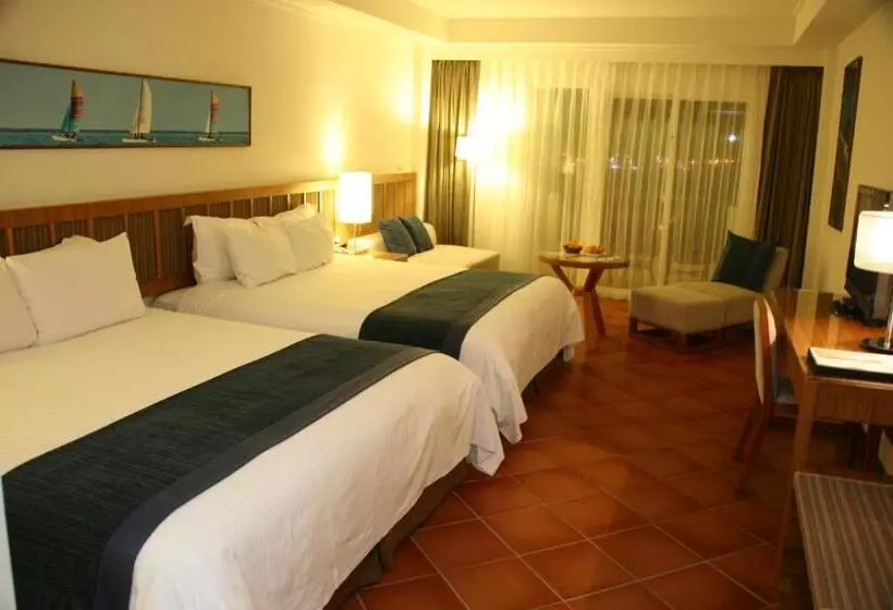 هتل Fullon Resort Kending