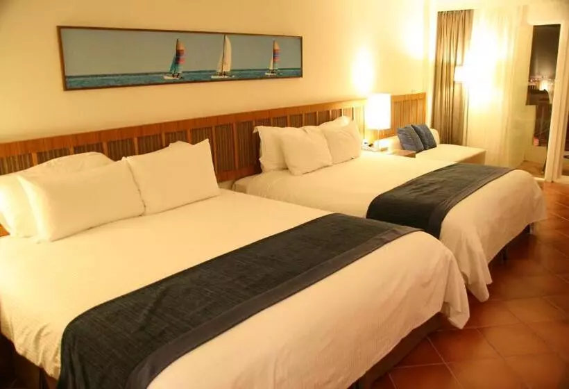 هتل Fullon Resort Kending