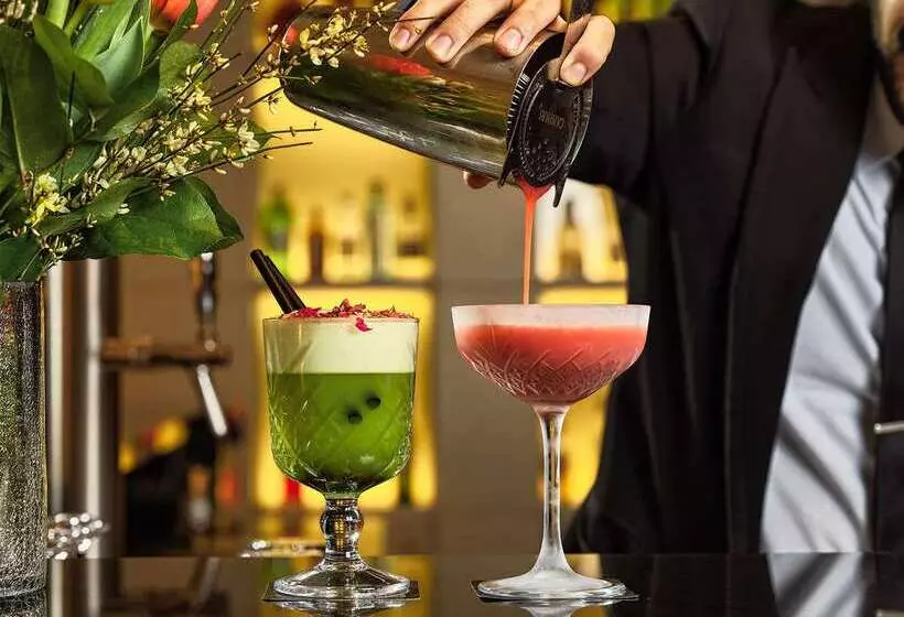 هتل H10 Berlin Ku'damm