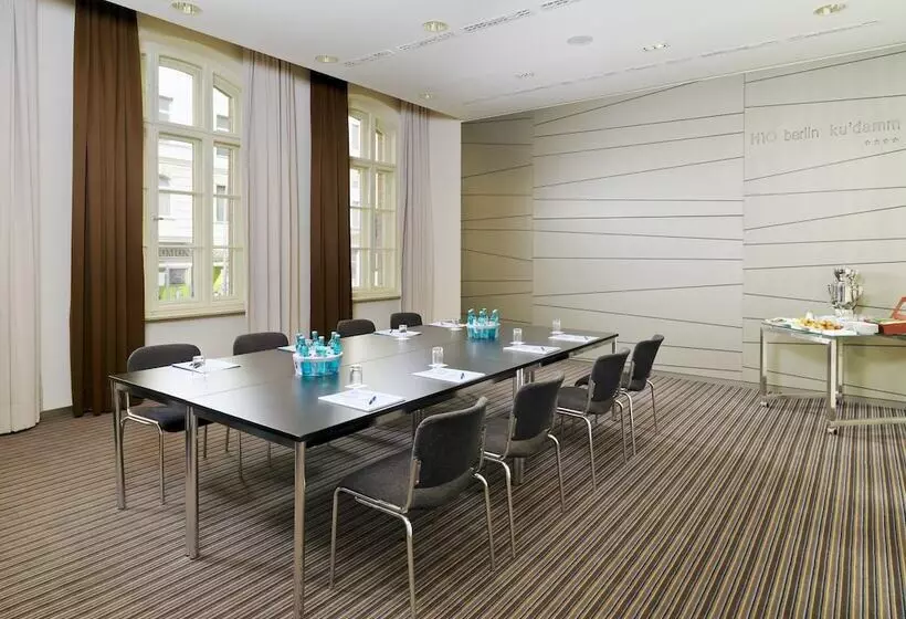 هتل H10 Berlin Ku'damm