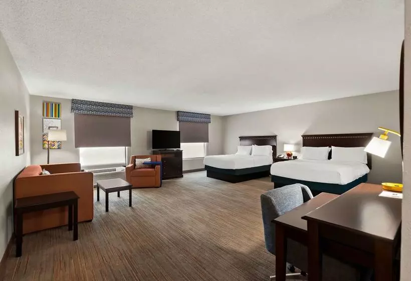 هتل Hampton Inn & Suites Fort Belvoir Alexandria South
