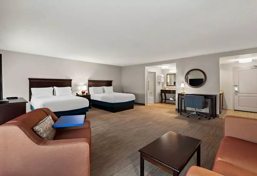 هتل Hampton Inn & Suites Fort Belvoir Alexandria South