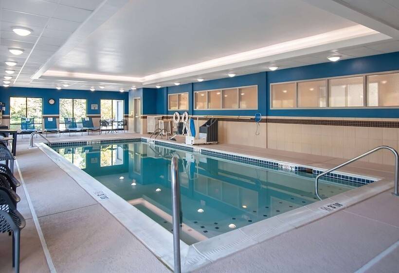 فندق Hampton Inn & Suites Fort Belvoir Alexandria South