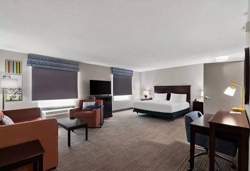 هتل Hampton Inn & Suites Fort Belvoir Alexandria South