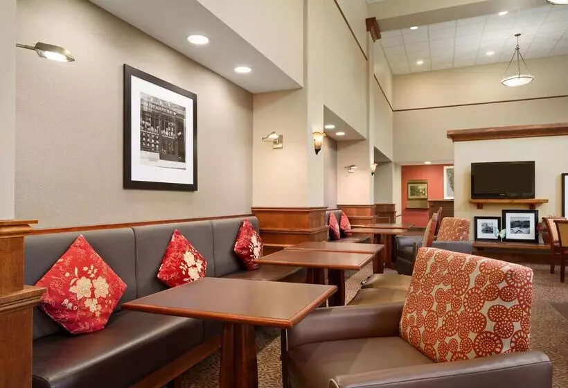 ホテル Hampton Inn & Suites Williamsburg Central