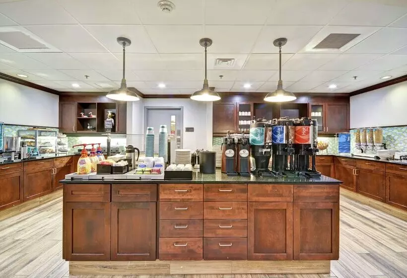 Otel Homewood Suites By Hilton Palm Desert