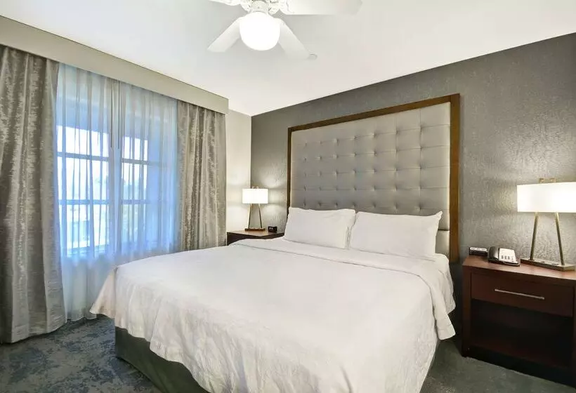 Otel Homewood Suites By Hilton Palm Desert