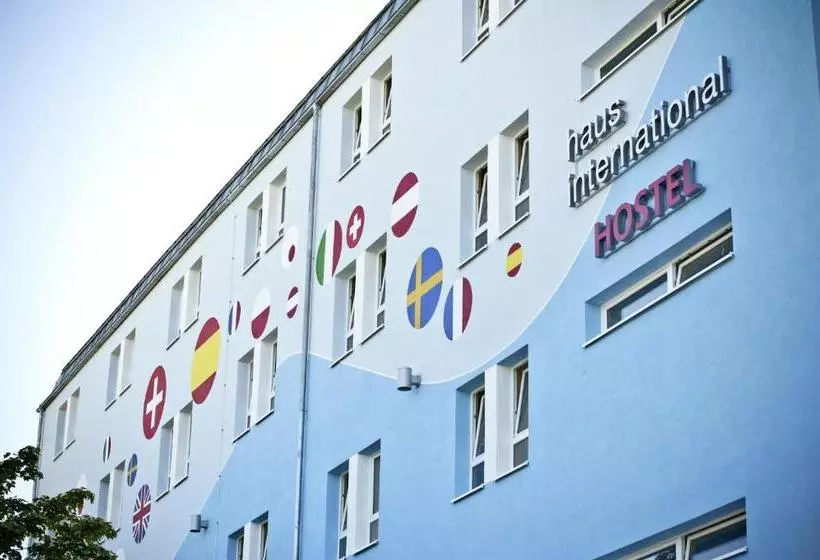 فندق Haus International Hostel