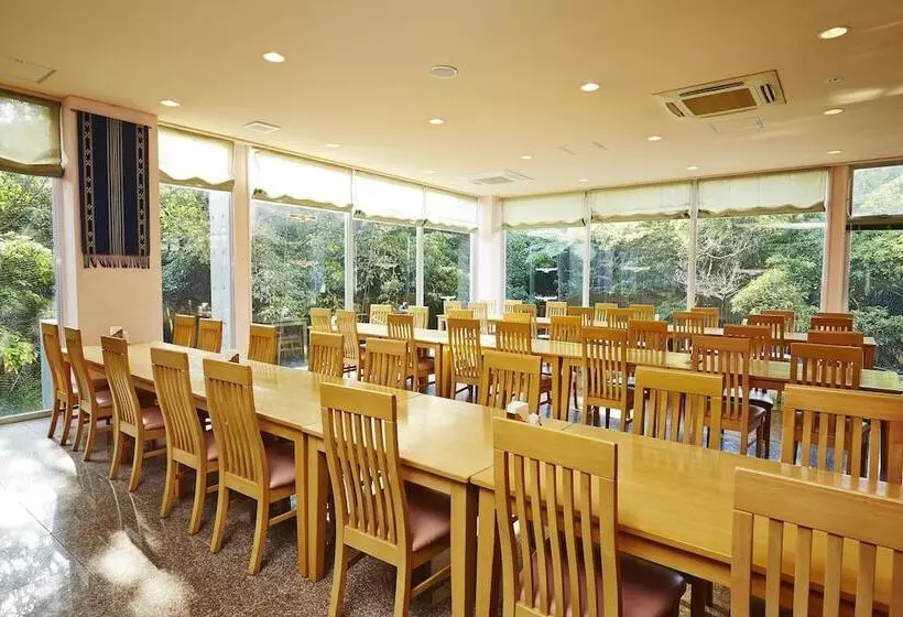 Iriomotejima Jungle Hotel Painumaya