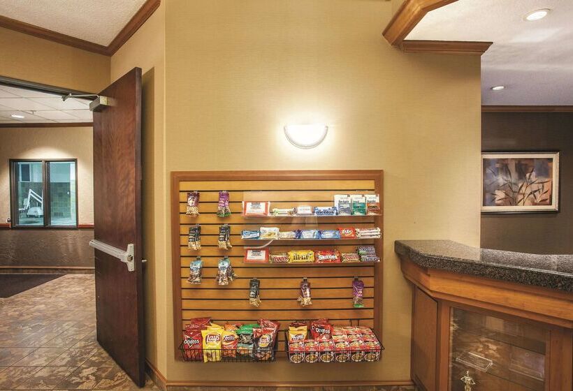 فندق La Quinta By Wyndham Portland Airport