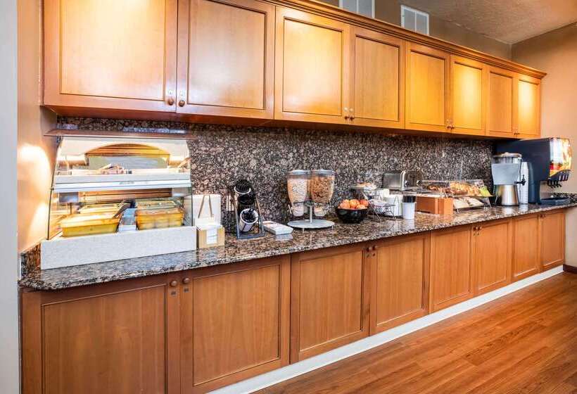 فندق La Quinta By Wyndham Portland Airport