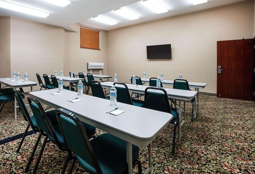 فندق La Quinta By Wyndham Portland Airport