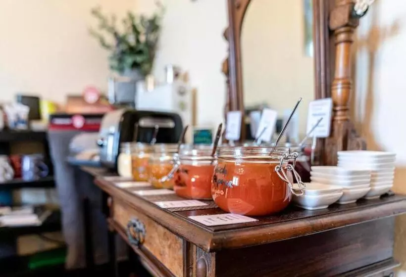 هتل Pension Am Siegestor