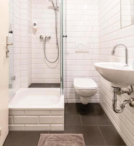 ホテル Pension Am Siegestor