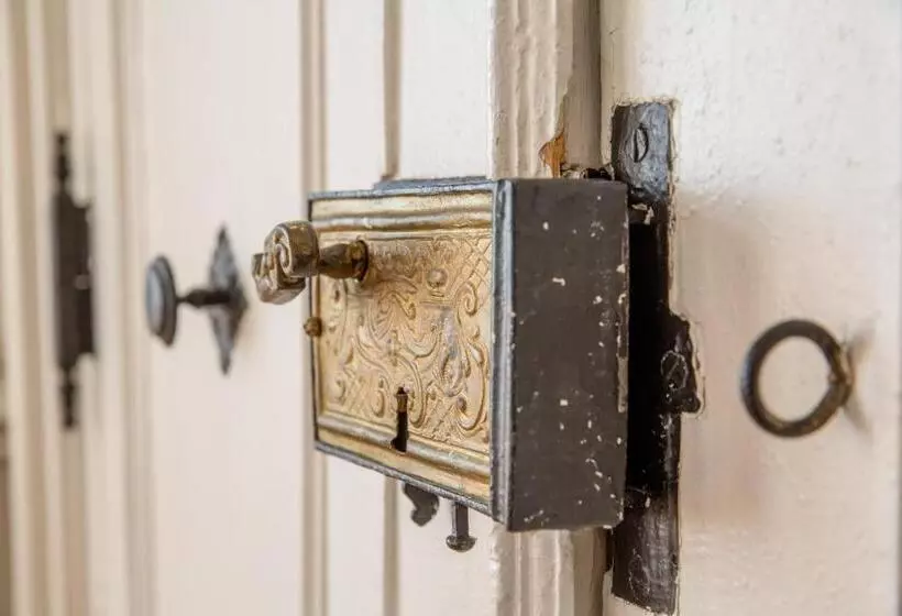 هتل Schloss Leopoldskron