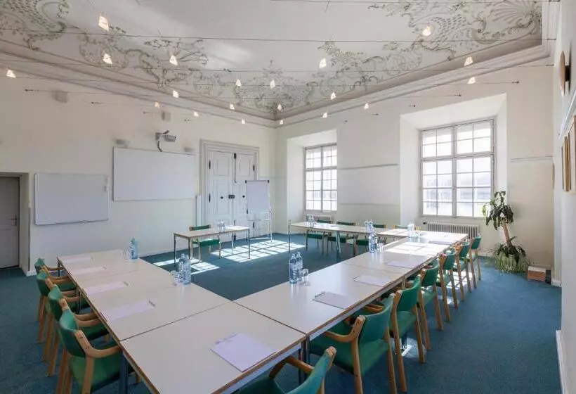 هتل Schloss Leopoldskron