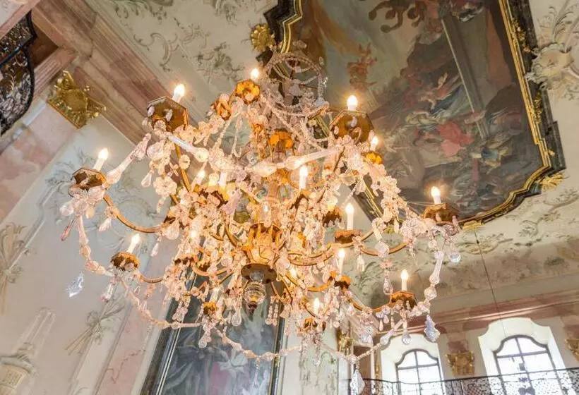 هتل Schloss Leopoldskron