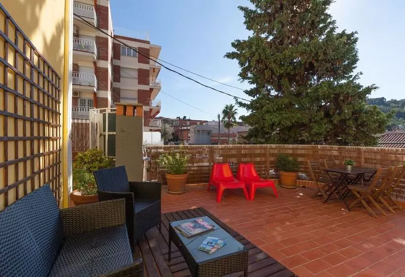 Общежитие Mellow Barcelona