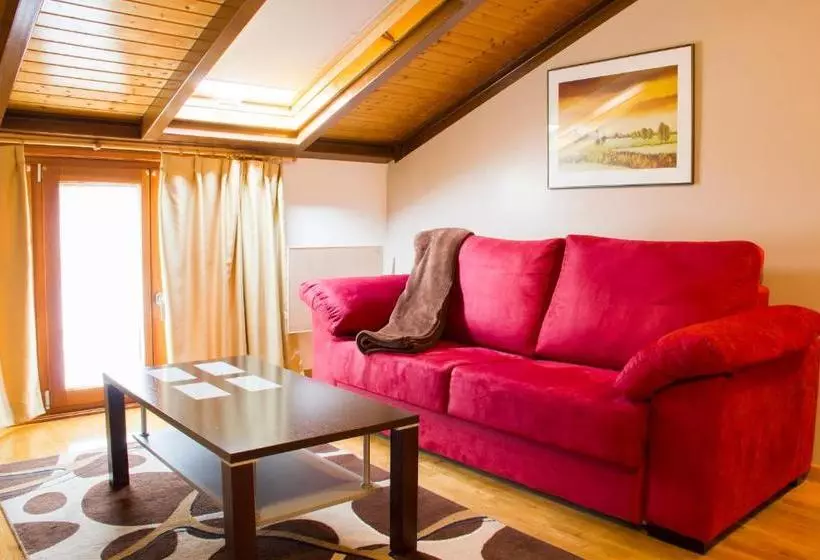 Apartamentos Cean Bermudez