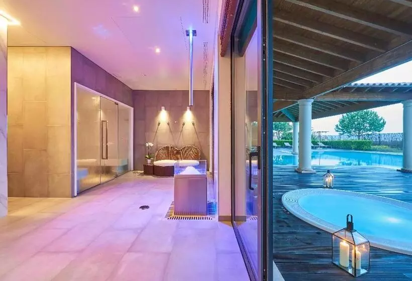 Cascade Wellness Resort