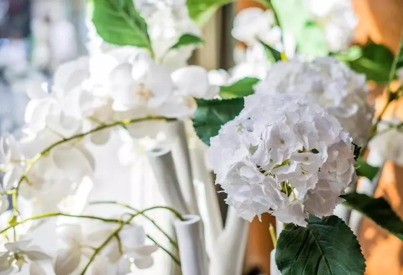 Hôtel Art Hôtel Batignolles