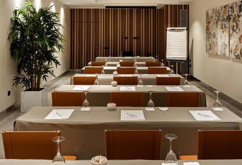 هتل Catalonia Plaza Mayor