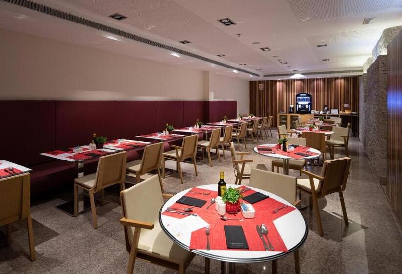 هتل Catalonia Plaza Mayor