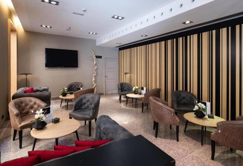 هتل Catalonia Plaza Mayor