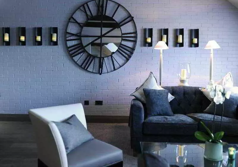 فندق Macdonald Windsor