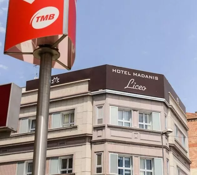 Отель Madanis Liceo