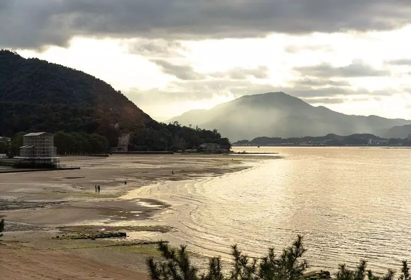 فندق Miyajima Kinsuikan