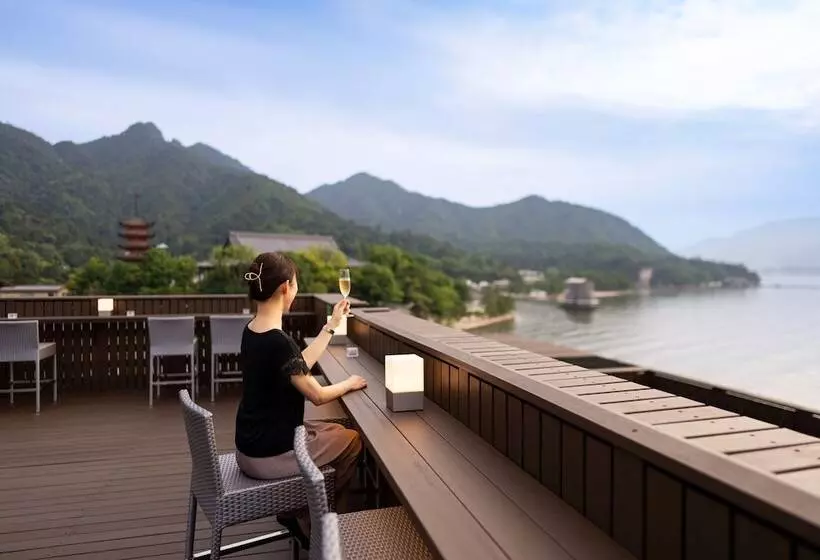 فندق Miyajima Kinsuikan