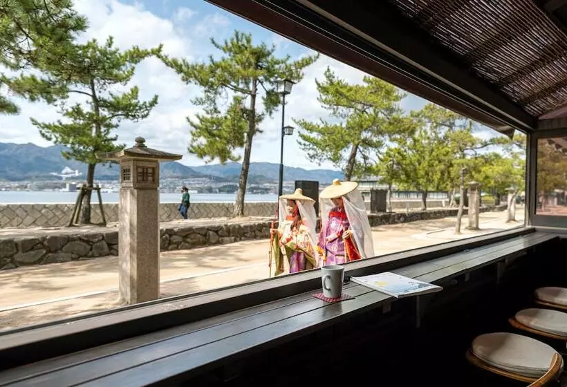 فندق Miyajima Kinsuikan