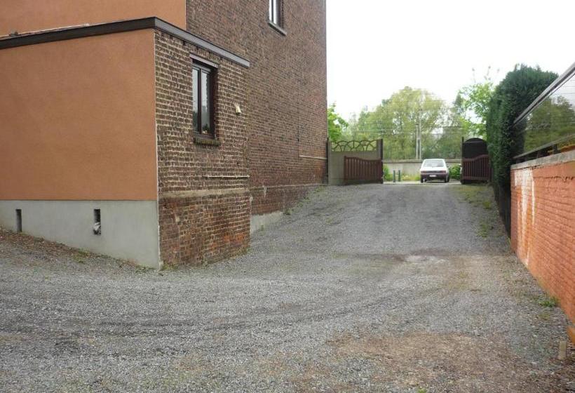 בית מלון כפרי Shelter Rooms